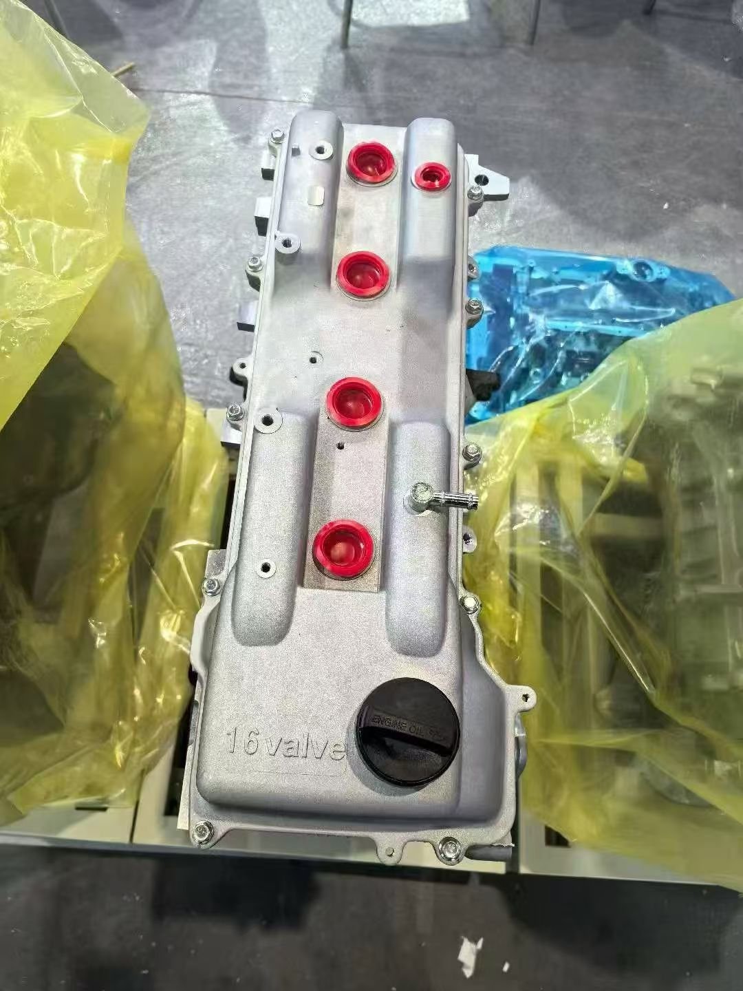 The cylinder head assembly and cylinder block components of Toyota series engines in Japan. Below are the engine - 图片 2